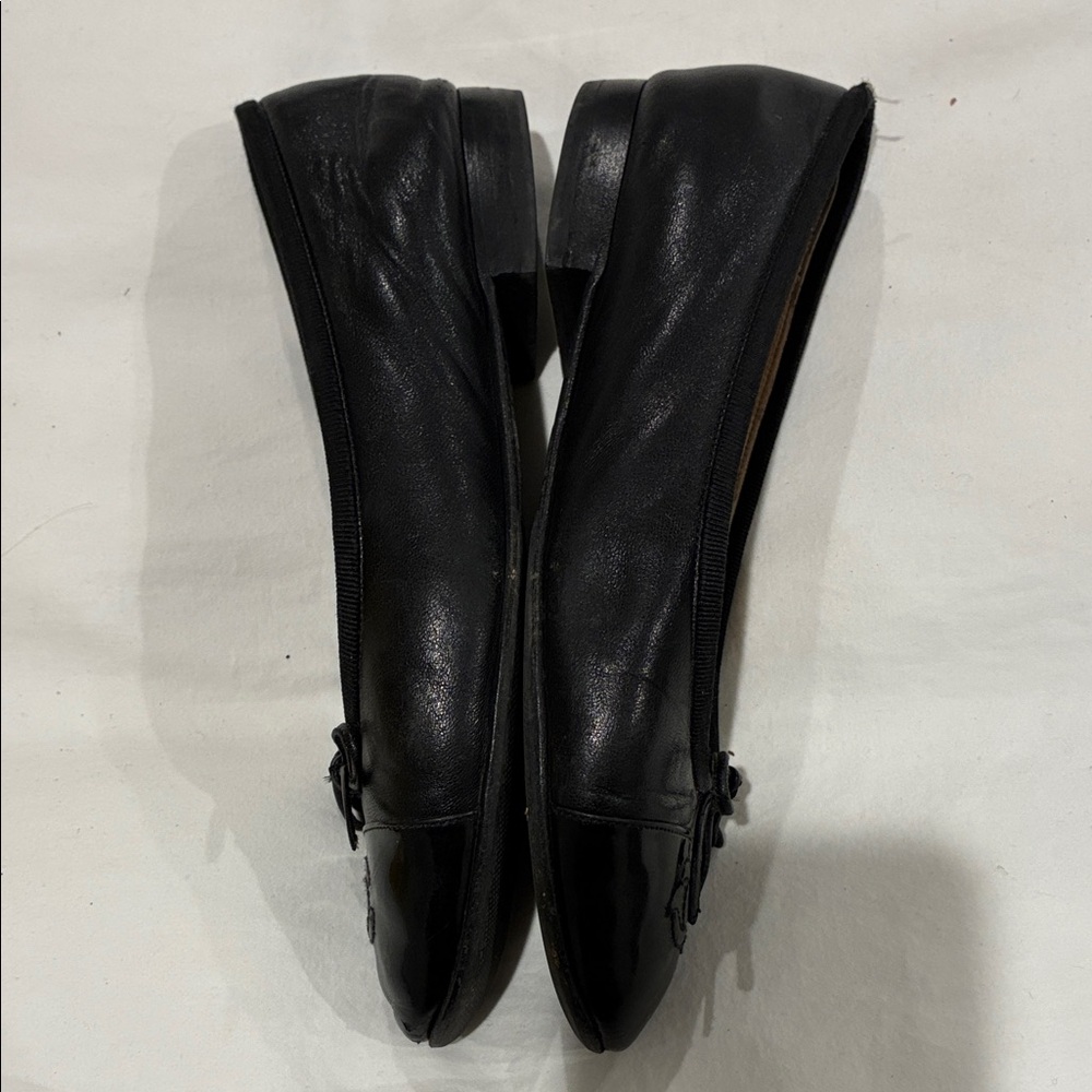 CHANEL Black Leather Ballet Flats with Logo Detail size 36.5 - Picture 3 of 5